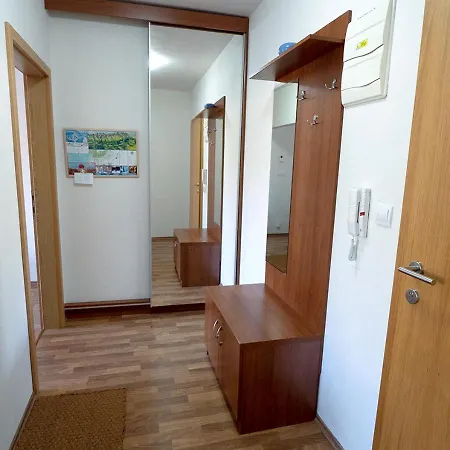 شقة Apartman Patris 11 تاترانسكا ستربا